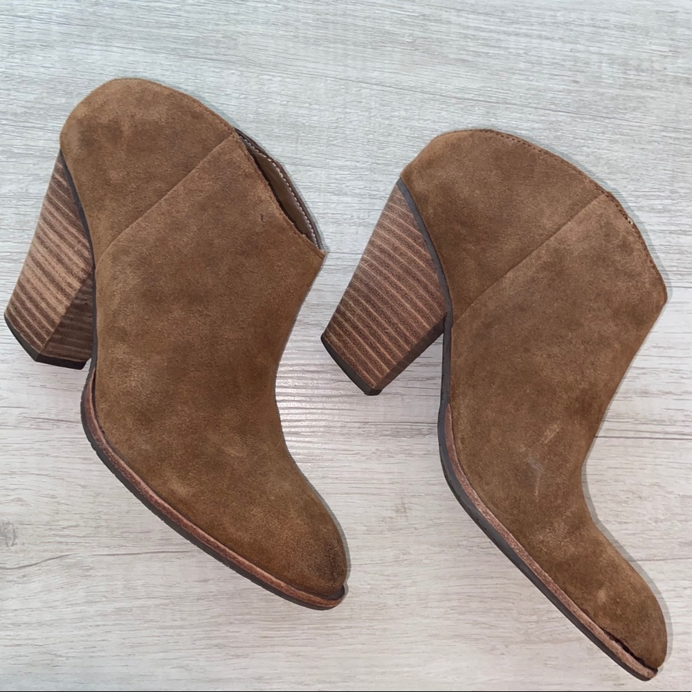 Dolce Vita Brown Camel Clog Bootie Heel